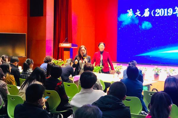 芳草地免費(fèi)資料論壇，共享知識(shí)的海洋，芳草地免費(fèi)資料論壇，知識(shí)的海洋共享平臺(tái)