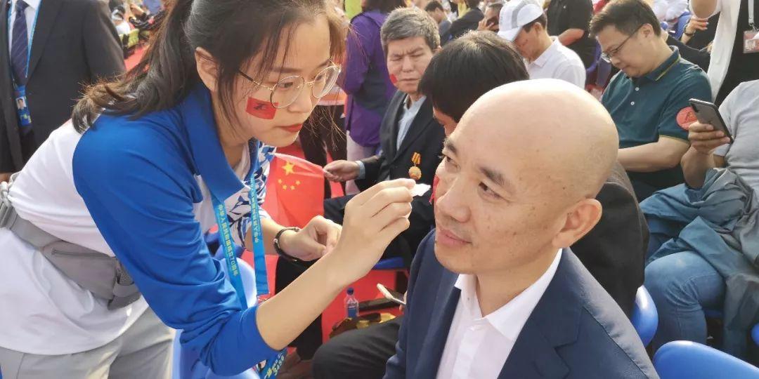 國慶閱兵視頻2019，回顧盛況，完整視頻再現(xiàn)輝煌，2019國慶閱兵回顧，盛況再現(xiàn)，輝煌視頻展現(xiàn)