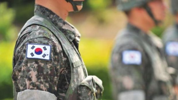 韓國(guó)服兵役是否可怕？探究真相與誤解，韓國(guó)服兵役真相探究，揭示事實(shí)與誤解的真相