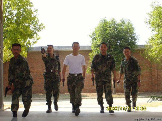龍焱特種部隊(duì)大隊(duì)長(zhǎng)，英勇無(wú)畏的領(lǐng)袖與傳奇戰(zhàn)士的典范，龍焱特種部隊(duì)大隊(duì)長(zhǎng)，英勇無(wú)畏的領(lǐng)袖與戰(zhàn)士傳奇典范