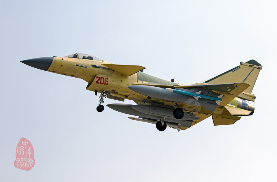 殲10的原型機(jī)是什么？深度解析中國(guó)空軍的主力戰(zhàn)斗機(jī)起源，揭秘殲10原型機(jī)，深度解析中國(guó)空軍主力戰(zhàn)斗機(jī)起源