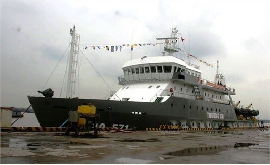 探索中國(guó)海軍的壯麗畫卷，571艦高清圖片展示，中國(guó)海軍壯麗畫卷揭秘，571艦高清圖片展示