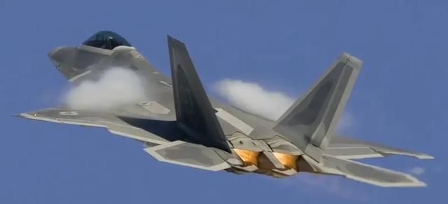 幾架殲-8換一架F-22，中國(guó)空軍現(xiàn)代化轉(zhuǎn)型的深度解析，中國(guó)空軍現(xiàn)代化轉(zhuǎn)型，殲-8換F-22的深度解析