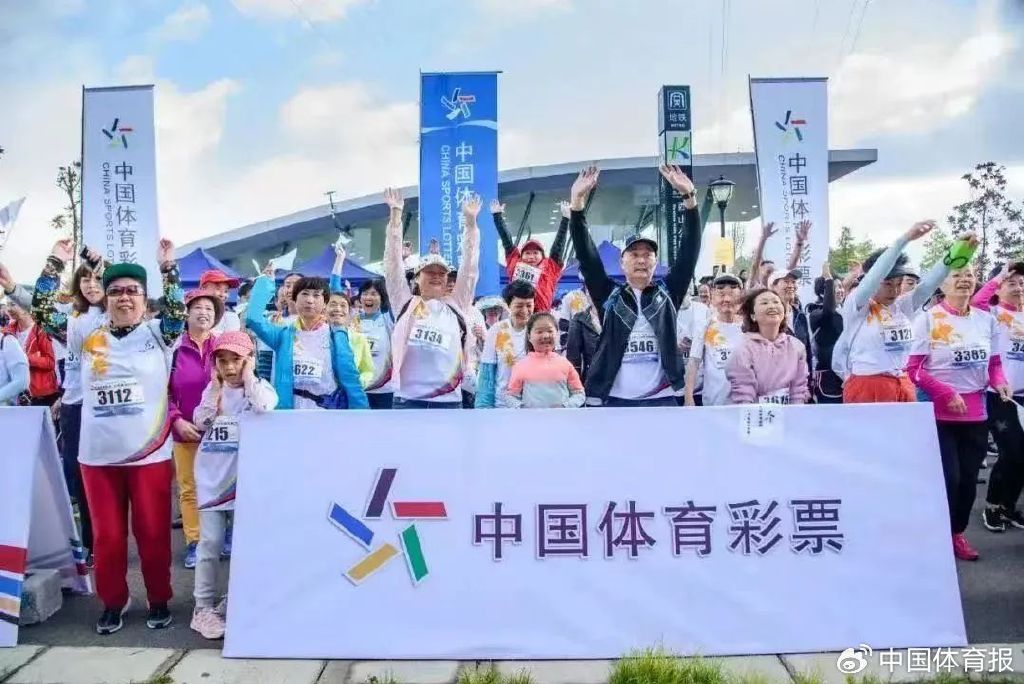 新澳門一碼一肖一特一中鳳凰體育彩票——探索彩票背后的秘密，新澳門彩票背后的秘密，一碼一肖一特一中與鳳凰體育彩票解析
