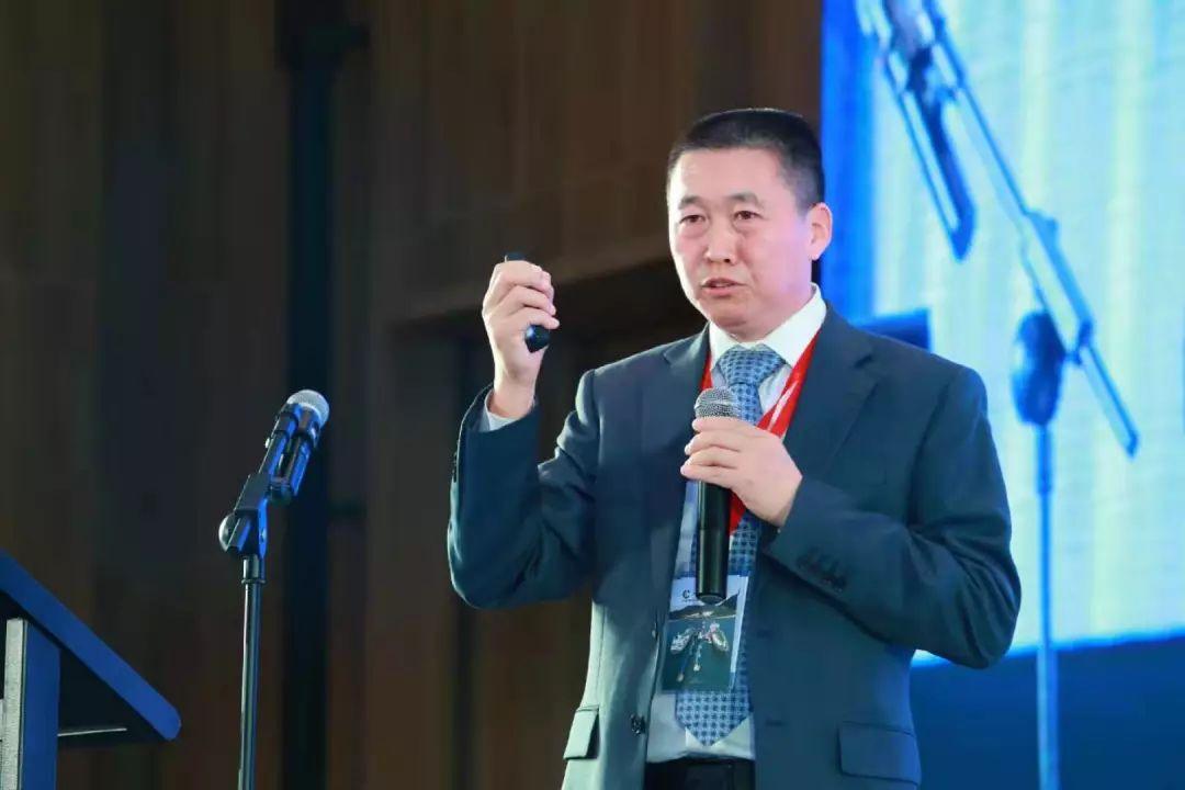 探索未來(lái)，2025新奧正版資料概覽，探索未來(lái)，揭秘2025新奧正版資料概覽