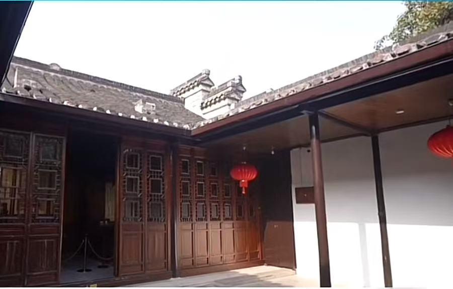 江澤民故居面向社會(huì)公眾開放，歷史文化的傳承與展示，江澤民故居開放，歷史文化的傳承與展示之旅