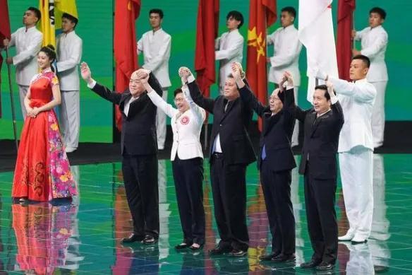 探索未來，2025新澳門天天彩的獨(dú)特魅力與趨勢(shì)預(yù)測(cè)，揭秘未來魅力，2025新澳門天天彩趨勢(shì)預(yù)測(cè)與獨(dú)特風(fēng)采