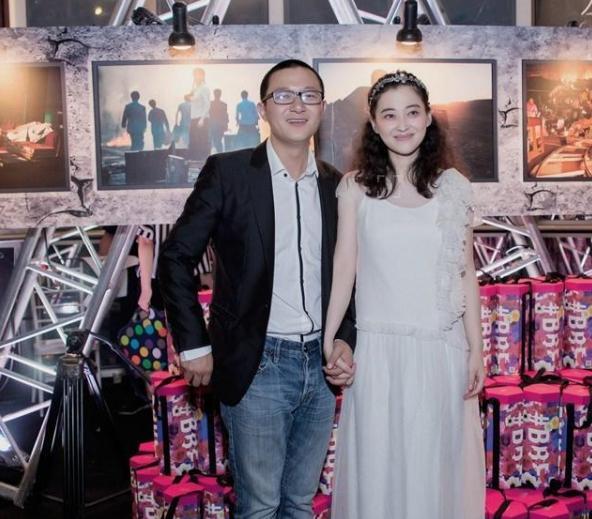 梅婷個(gè)人資料簡(jiǎn)介及老公圖片，梅婷個(gè)人資料簡(jiǎn)介與老公照片曝光