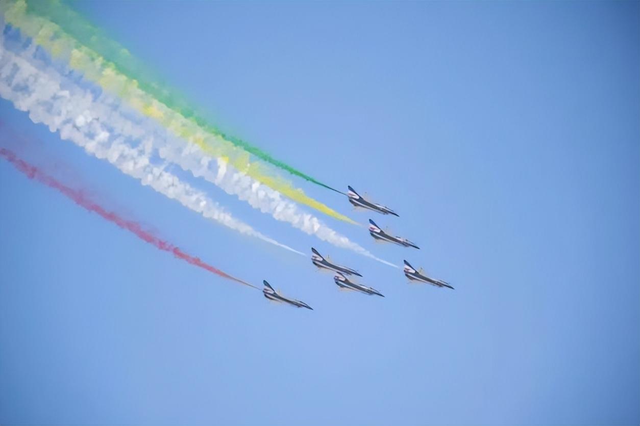 中國戰(zhàn)斗機(jī)殲-35，性能卓越的前沿戰(zhàn)斗力量，中國殲-35戰(zhàn)斗機(jī)，卓越性能的前沿戰(zhàn)斗力量