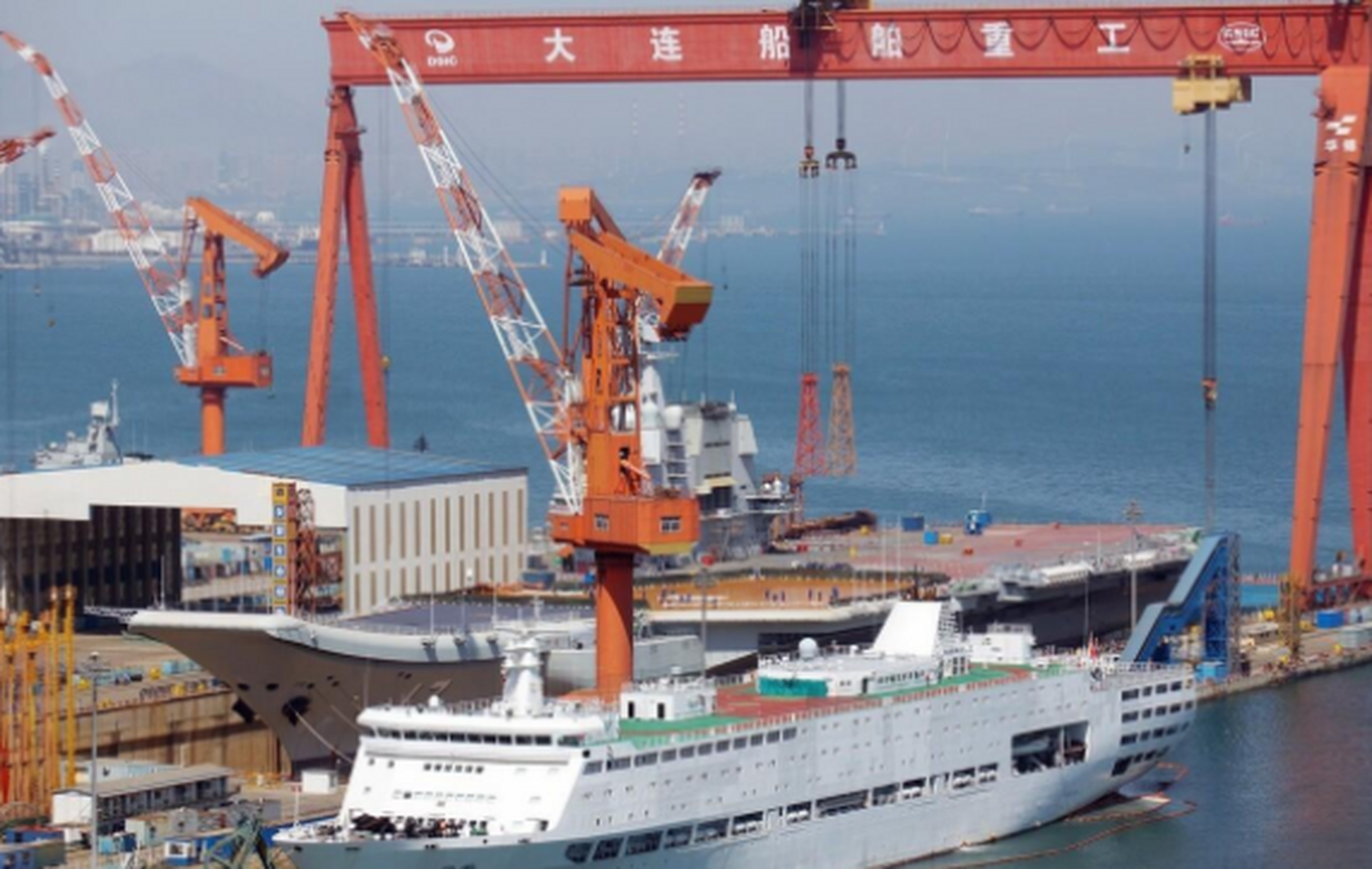 大連造船廠搬遷揭秘，新址究竟在哪里？，大連造船廠搬遷幕后揭秘，新址揭曉！