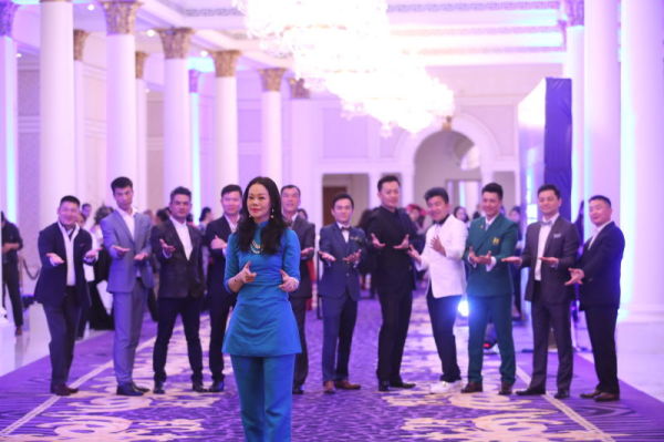 六肖期期中特一王中王，揭秘生肖運(yùn)勢與成功秘訣，揭秘生肖運(yùn)勢與成功秘訣，六肖期期中特一王中王的秘密探尋